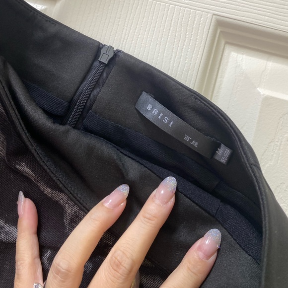 NWOT Mini Skirt - Picture 5 of 5